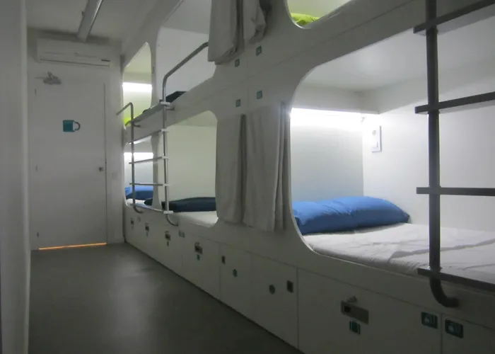 ドリーム キューブ ホステル バルセロナ